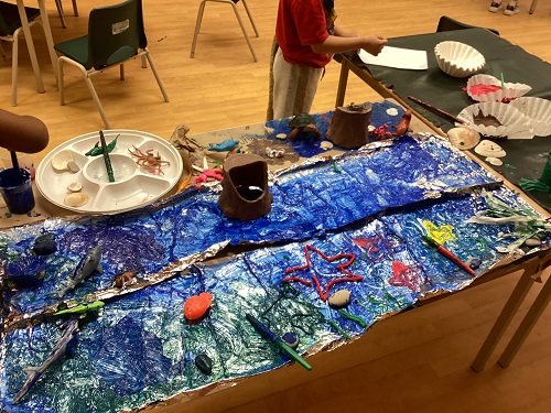 Picture of the entire painted scenes with dinosaurs and under water